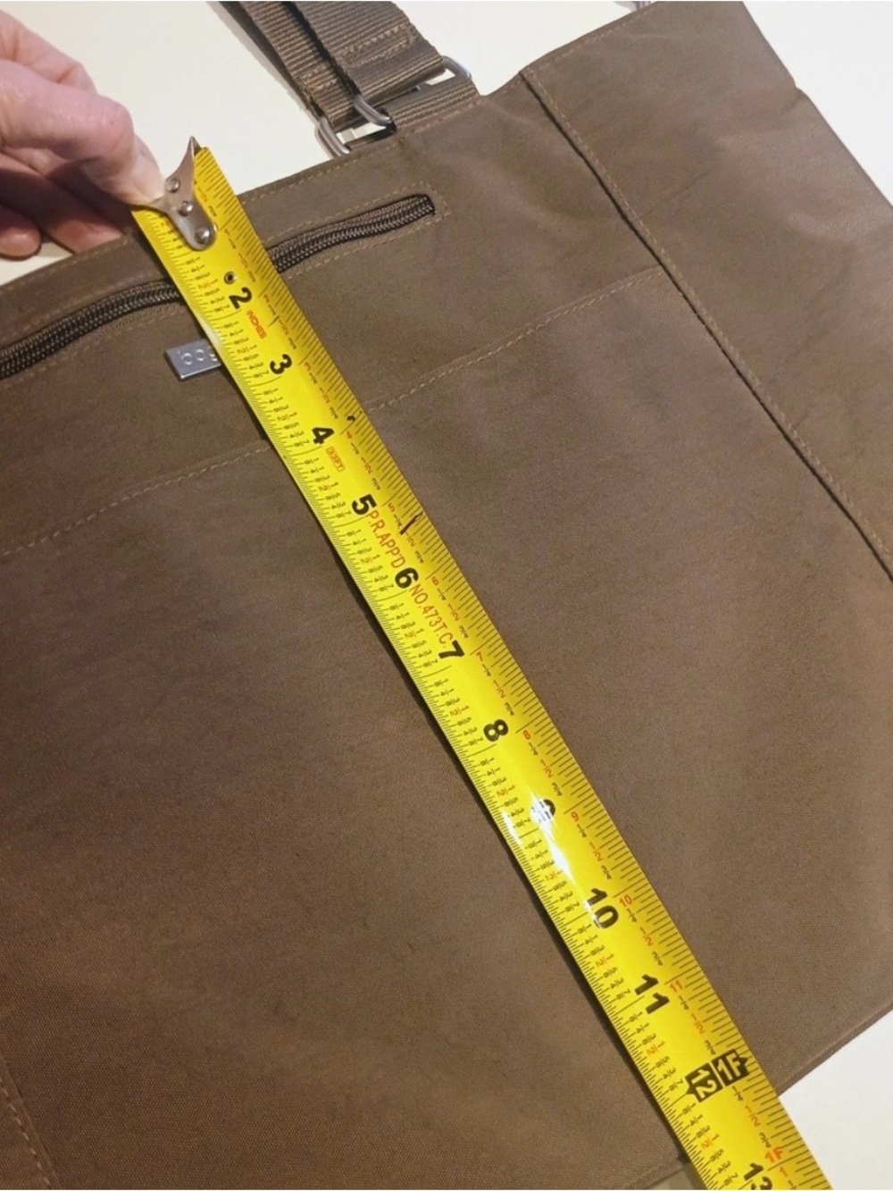 Baggallini Brown Nylon Laptop Tote with Front Zip - Picture 2 of 8
